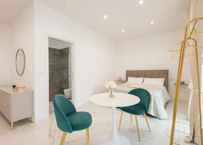 فندق مبيت وإفطار Quattro Perle بولينيانو آ ماري