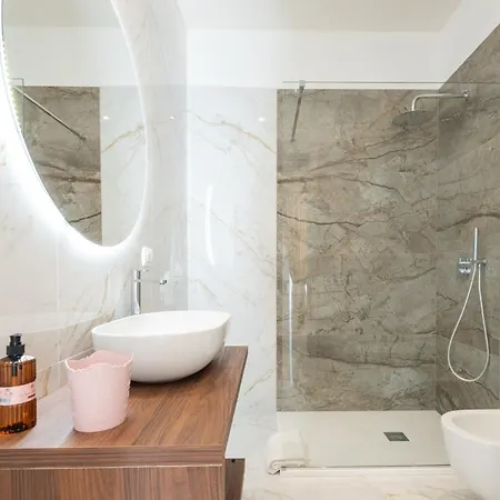 Quattro Perle Bed & Breakfast 4*