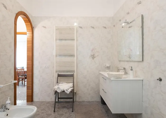 Quattro Perle 住宿加早餐酒店 4*